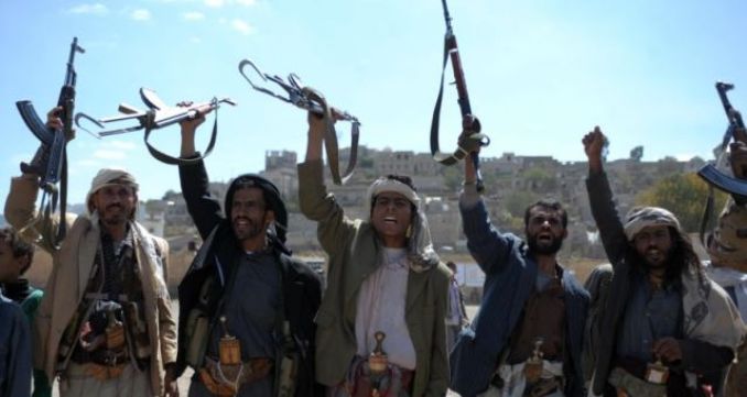 محللون: تشكيل مجلس رئاسي شرعنة لانقلاب الحوثي