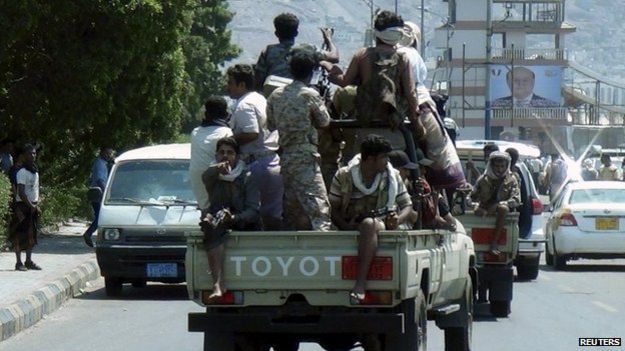 حالة استنفار غير مسبوقة في صفوف الحوثيين بالعاصمة صنعاء ودورياتهم المسلحة تجوب الشوارع والأحياء