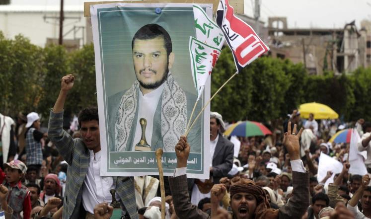 تصاعد الأزمة بين الحوثيين والحكومة اليمنية أثار أسئلة عن التدخل 