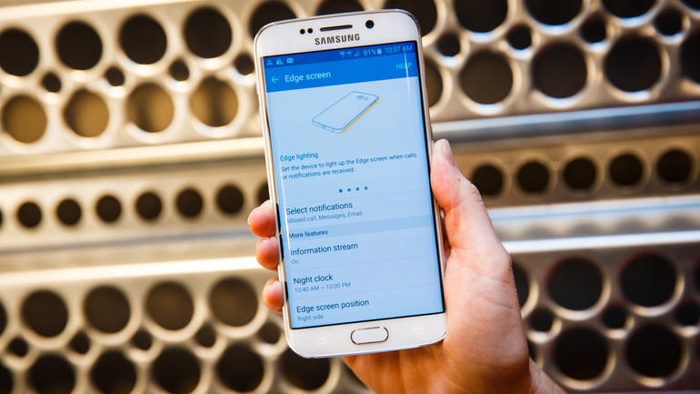 سامسونج تُعلن رسميًا عن هاتفها الجديد «جالكسي إس 6 إيدج» بشاشة منحنية