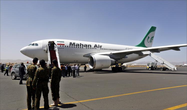 اتهامات للرحلات الجوية الإيرانية بنقل أسلحة للحوثيين
