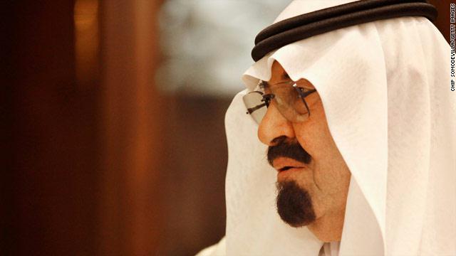 السعودية: رئيس المراسم الملكية يعود لمنصبه بعد عزله