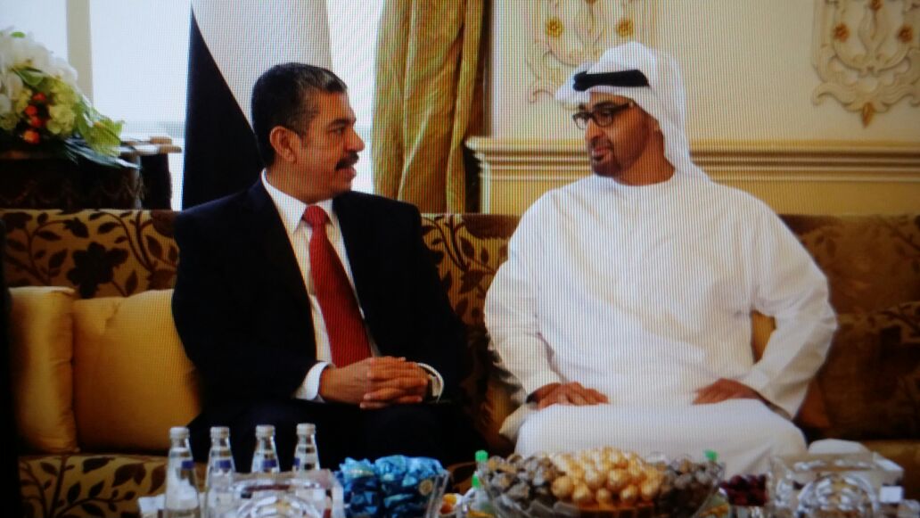 نائب رئيس الجمهورية يلتقي ولي عهد أبو ظبي والأخير يهنئ الشعب اليمني بمناسبة تحرير عدن