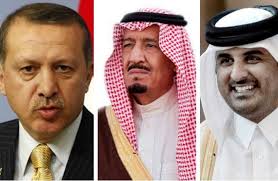 موقع إيراني: السعودية تسعى لبناء محور جديد مع تركيا وقطر