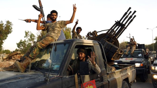 حفتر يعلن سيطرة قواته بالكامل على مدينة بنغازي شرقي ليبيا