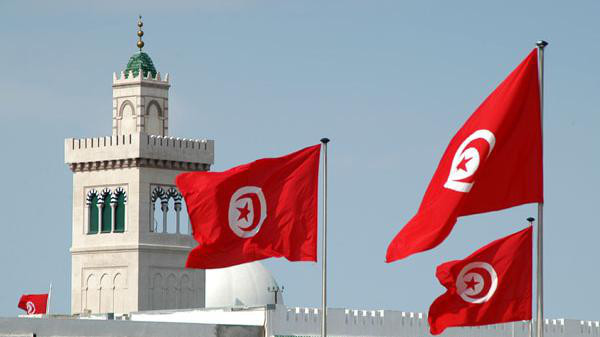 تونس تمدد حالة الطوارئ شهرين