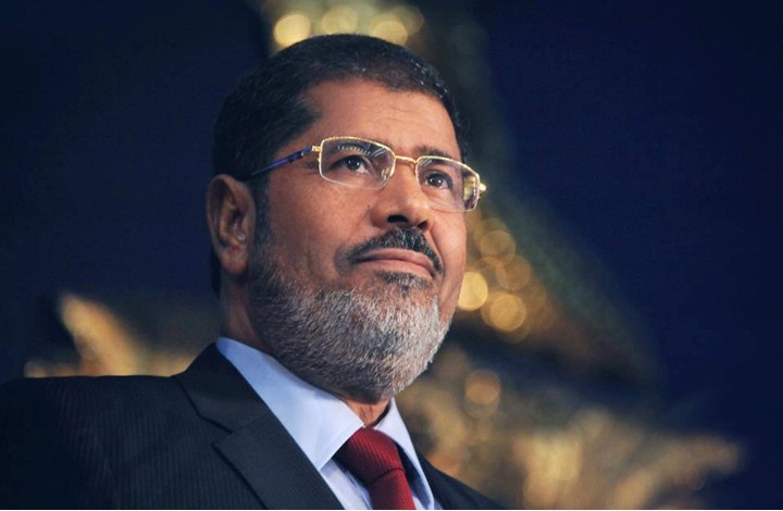 صحيفة مصرية تبرئ مرسي من إهدار الغاز وتتهم العسكر