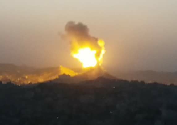 طيران التحالف العربي يقصف فندق سوفتيل وأهدافا أخرى شرقي تعز (صور وفيديو)