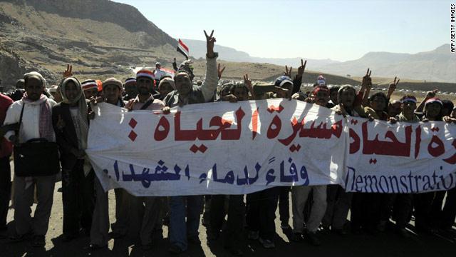 الإخوان المسلمين في مصر يحاكون الثورة اليمنية لإسقاط الانقلاب العسكري وارضاخ الخليج للأمر الواقع