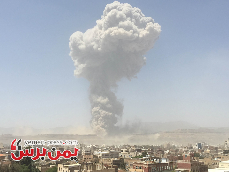انفجار هائل يهز العاصمة صنعاء إثر استهداف مخازن للأسلحة في فج عط
