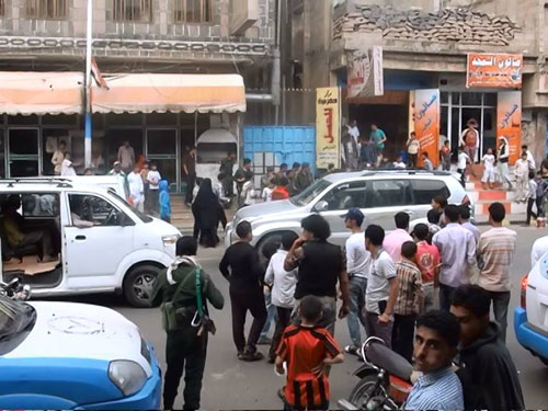 مصرع طالب وإصابة 3 آخرين في انفجار بمدينة عدن