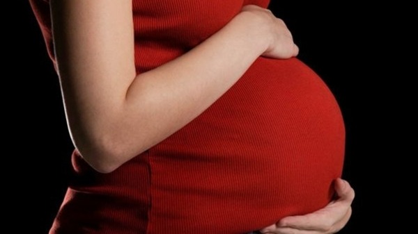 دراسة أميركية تسلط الضوء على مخاطر الولادة القيصرية