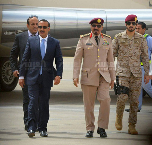 احمد علي اثناء زيارته للسعودية ومقابلته لوزير الدفاع محمد بن سلم