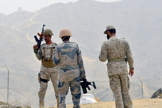 مقتل 3 جنود سعوديين على الحدود مع اليمن