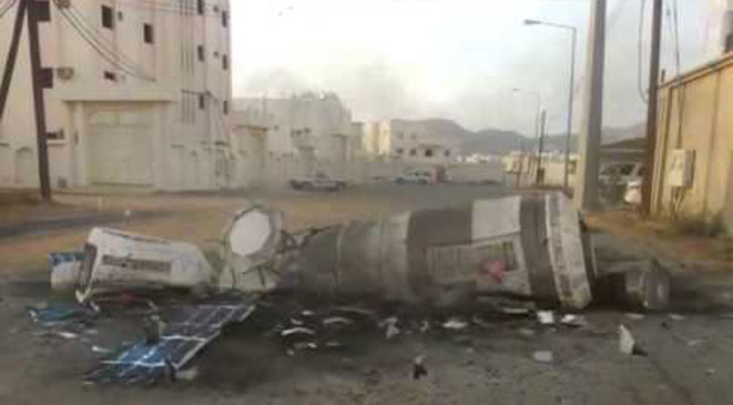 بالصورة.. سقوط قمر صناعي بالقرب من الحدود اليمنية - السعودية