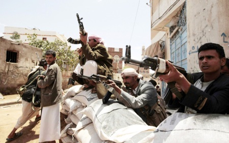 مسلحين قبليين في منطقة الحصبة بالعاصمة صنعاء (أرشيفيه)