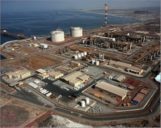 الشركة اليمنية للغاز تعلن إيقاف كافة عمليات إنتاج وتصدير الغاز في بلحاف وإجلاء موظفي المنشأة