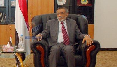 نائب رئيس مجلس النواب يكشف أسباب انشقاقه عن المؤتمر ويؤكد أن صالح انتهى والحوثيين يبحثون عن مخرج