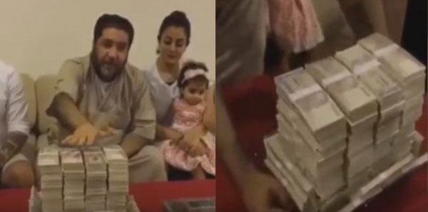 شاهد بالفيديو: خليجي يهدي حفيدته في عيد ميلادها مبلغ من المال ما يعادل وزنها وزيادة