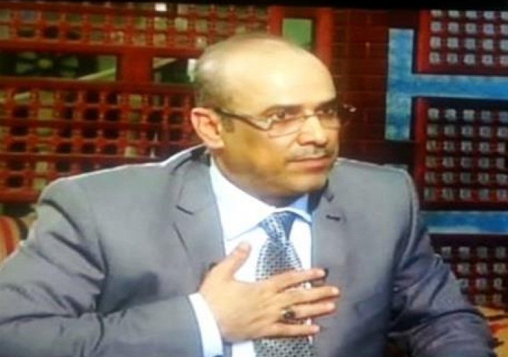 وزير بحكومة بن دغر يتهم التحالف بخذلان الحكومة الشرعية والتخلي عنها