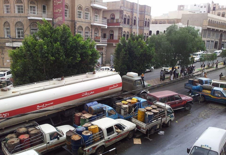 مصادر خاصة: مليشيات الحوثي صادرت كامل شحنات الديزل والبترول التي وصلت إلى اليمن الأسبوع الفائت