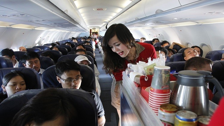 9 حقائق مرعبة لايعلمها المسافر عن خدمات الطائرة