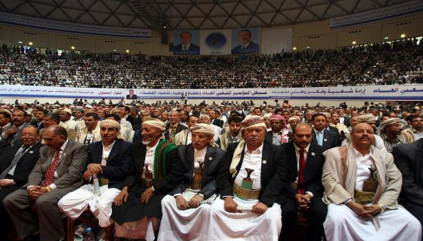 مبادرة حزب صالح باليمن لتوريط الحوثيين أم لاستعادة الحكومة؟ 