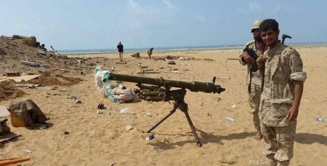 مقتل أكثر من 50 حوثيا وجنديا في يومين من المعارك في اليمن