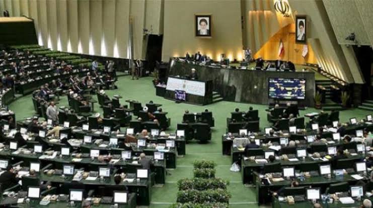 إصابة 11 عضوًا في البرلمان الإيراني بفيروس كورونا