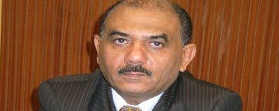 وزير الأعلام حسن اللوزي الناطق الرسمي باسم الحكومة اليمنية