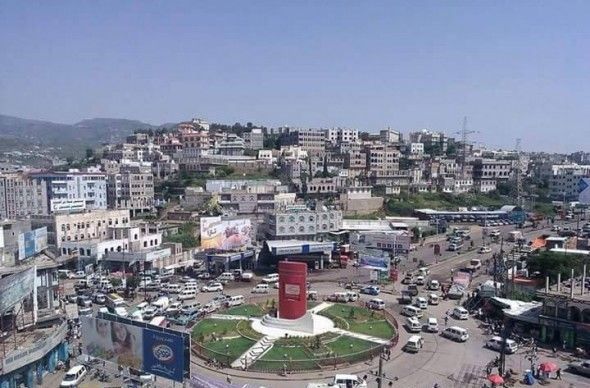 الحوثيون يفرضون حظراً للتجوال في هذه المحافظة 