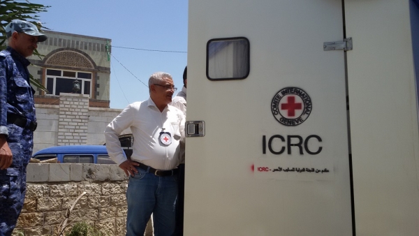 الصليب الأحمر يدعم مستشفيات في صنعاء والحديدة بمولدات كهربائية