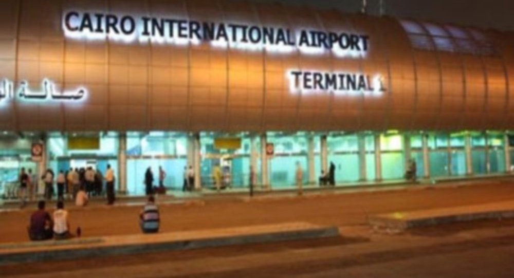 مصر تقرر تعليق حركة الطيران في جميع المطارات للحد من كورونا
