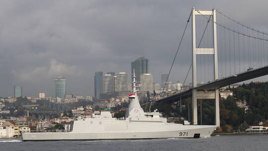 الجيش المصري يعلن وصول سفنه الحربية إلى البحر الأسود