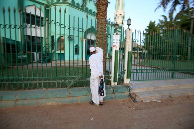 الخرطوم- مقتل مواطنين اثنين بسلاح جندي سوداني في نقطة لمراقبة حظر التجول 
