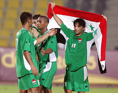 تأهل العراق وقطر الى نهائي مسابقة كرة القدم في اسياد الدوحة 2006
