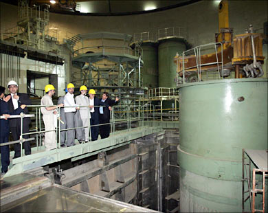 المشروع الأوروبي خلا من أي إشارة لمفاعل بوشهر النووي