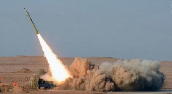 عاجل :صاروخ حوثي يستهدف مقر قيادة المنطقة العسكرية الثالثة في مأرب