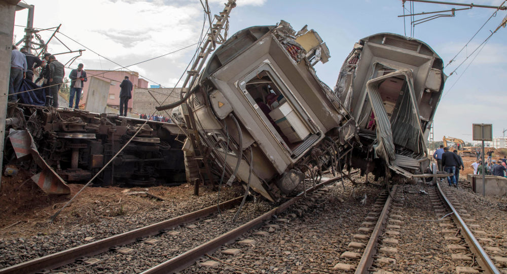 إصابة العشرات في حادث انقلاب قطار شمال مصر