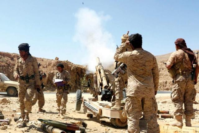 الجيش ينفذ هجوماً عكسياً ويطوق كتيبة حوثية في صرواح