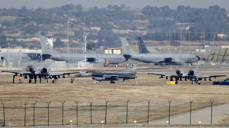 تركيا تفتتح اول قاعدها العسكرية خارج البلاد في الصومال وأخرى في قطر
