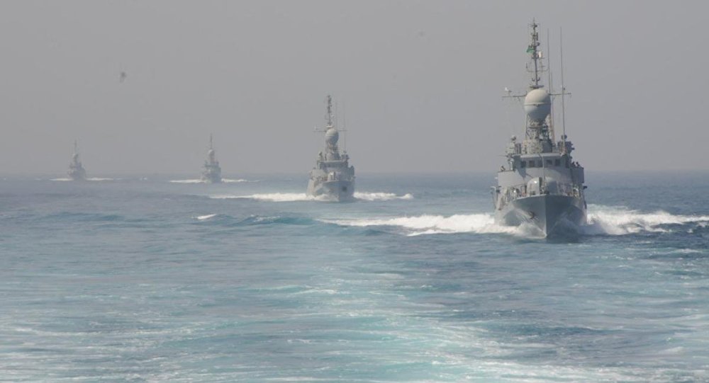 التحالف العربي يمنع سفينة محملة بالقمح من دخول ميناء الحديدة ويحول مسارها إلى جدة