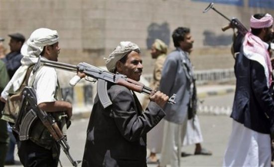 صورة تعبيرية لمسلحين قبليين ينتشرون في العاصمة صنعاء