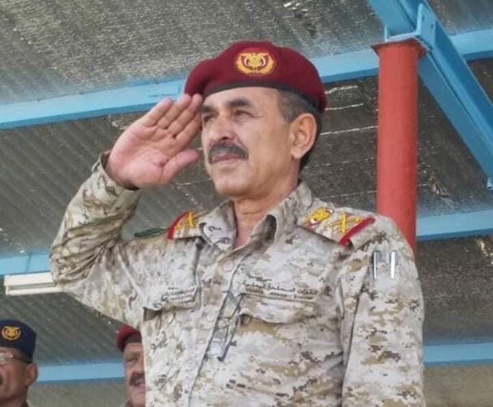 وفاة اللواء صالح الزنداني نائب رئيس هيئة الأركان العامة متأثرا بجراحه بعد الاستهداف الغادر لقاعدة العند