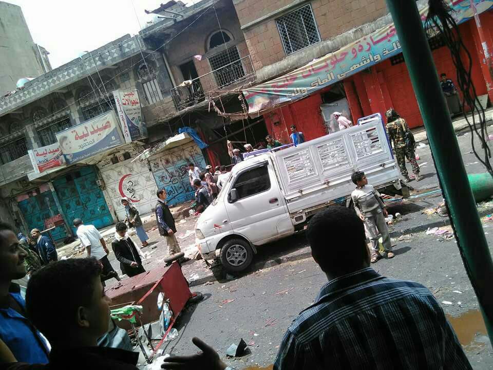 قتلى وجرحى إثر انفجار أسطوانة غاز بمطعم شعبي وسط مدينة إب (صورة)