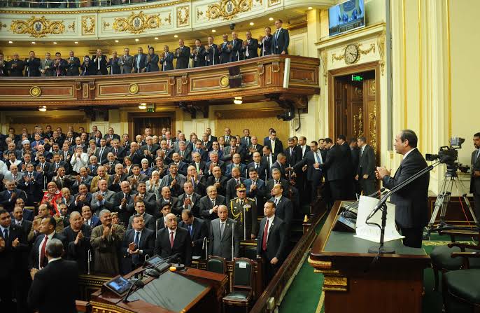 أعضاء في البرلمان المصري يتقدمون بطلب تعديل دستوري للتمديد لرئاسة السيسي 12 سنة