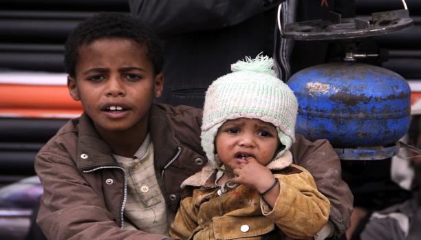 13 ألف منظمة في اليمن... ولا من مغيث
