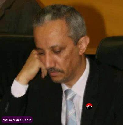 شوقي أحمد هائل: على اليمن أن تلغي اتفاقية لجوء الصوماليين إلى اليمن