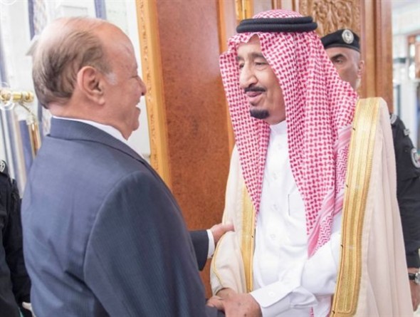 الملك سلمان يعزي الرئيس هادي في وفاة شقيقه محمد منصور هادي