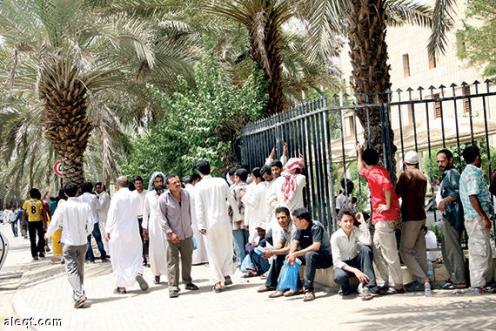نحو 300 يمني في جيزان السعودية يشكون ايداعهم السجن دون تصحيح أوضاعهم
